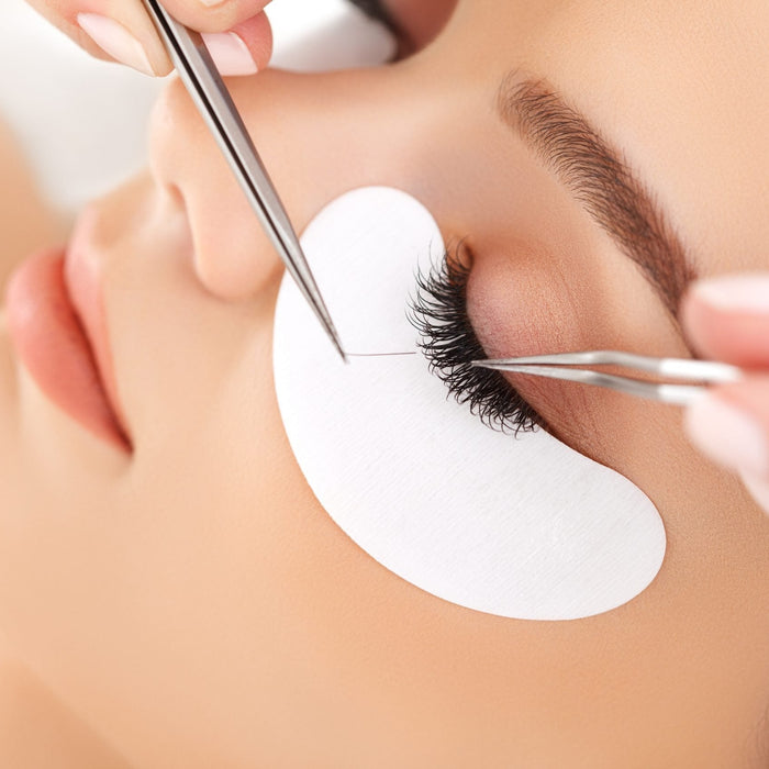 Eyelash Tech’s Complete Supply Guide: Save More, Lash Better, Grow Faster