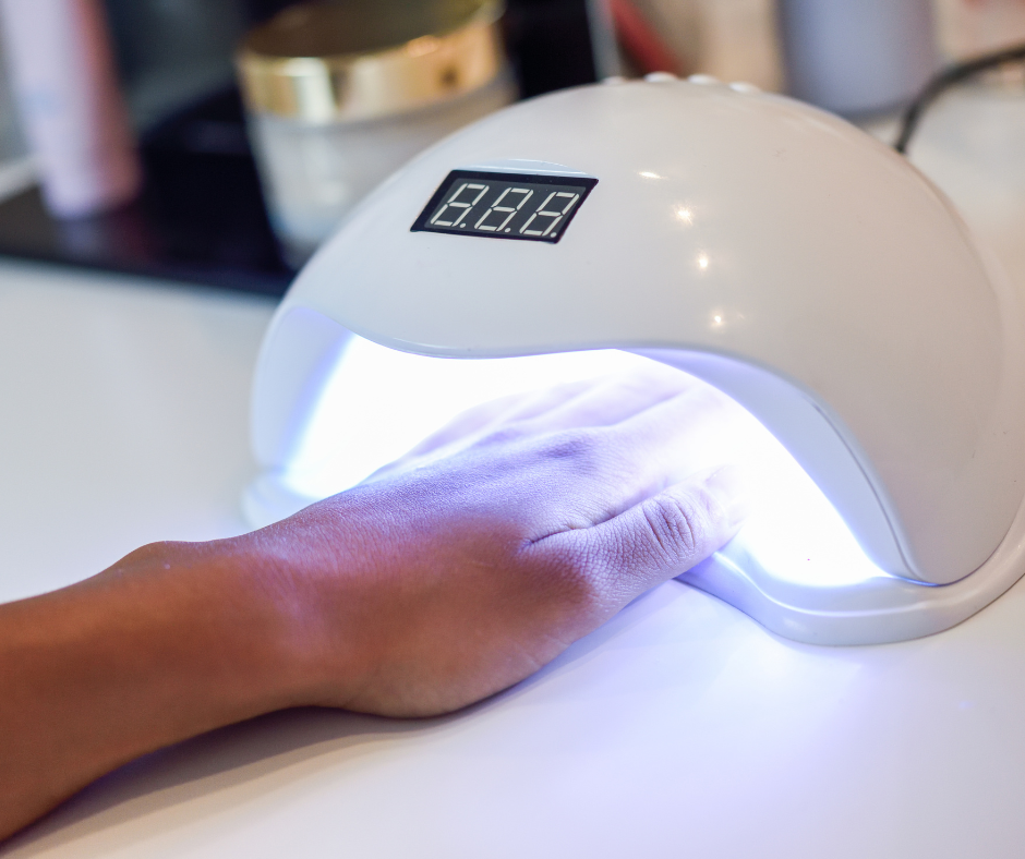 LED vs UV Nail Lamps for Salons: What to Know Before You Buy