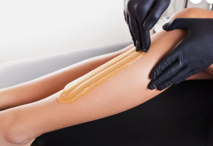 sugaring by hand