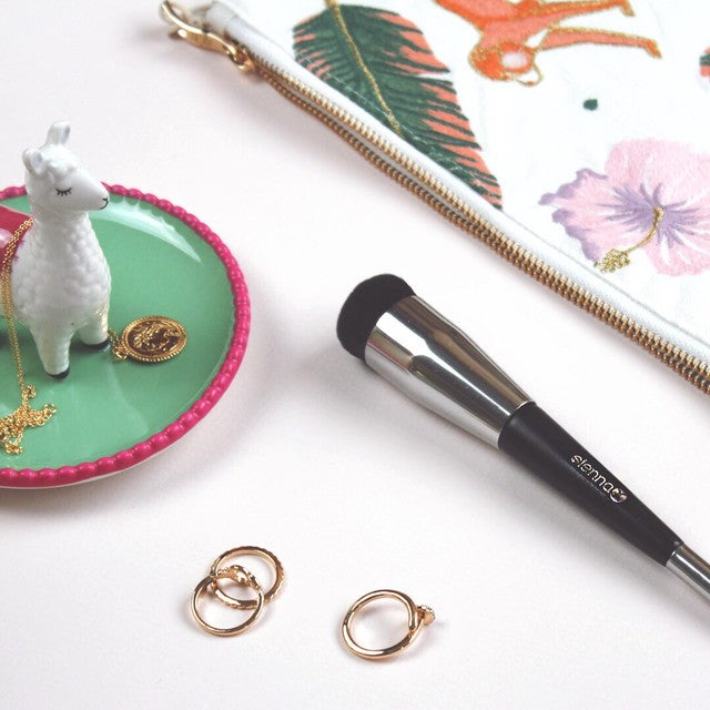 Tan Contour Brush_Dressing Table